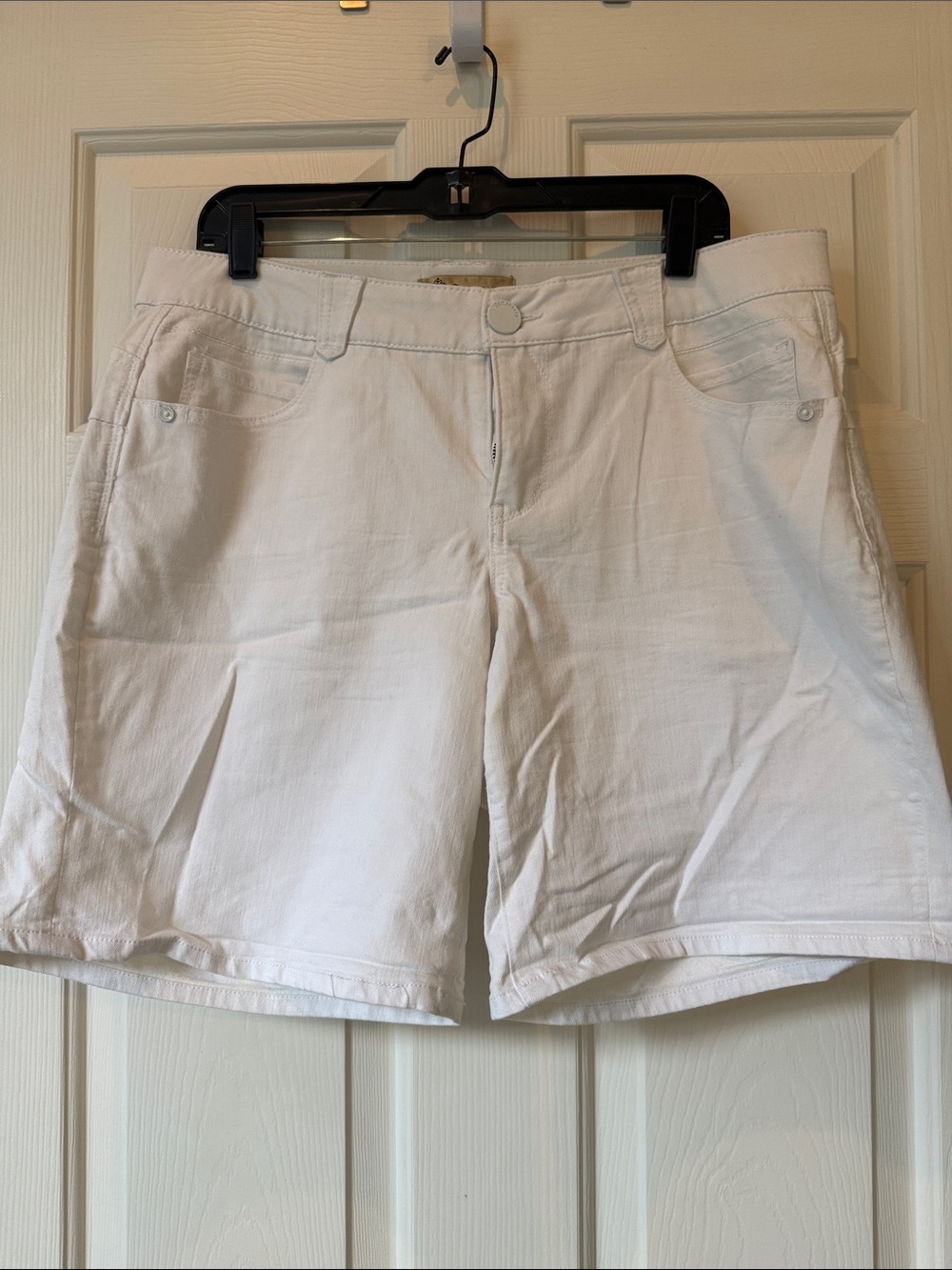 Democracy Ab Solution White Denim Bermuda Shorts
